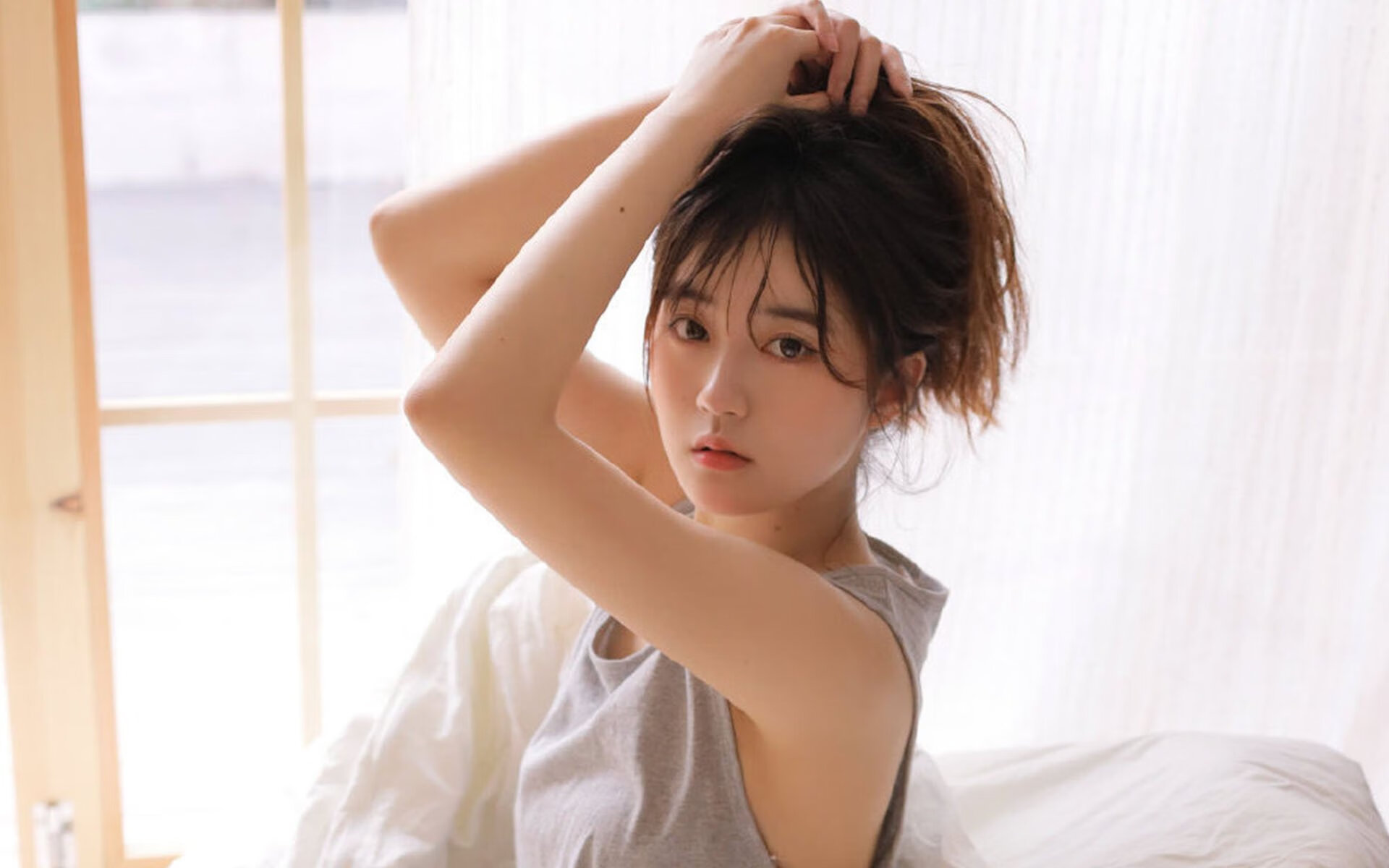 “深度对决：联盟顶级投手与超级击球手的血战”